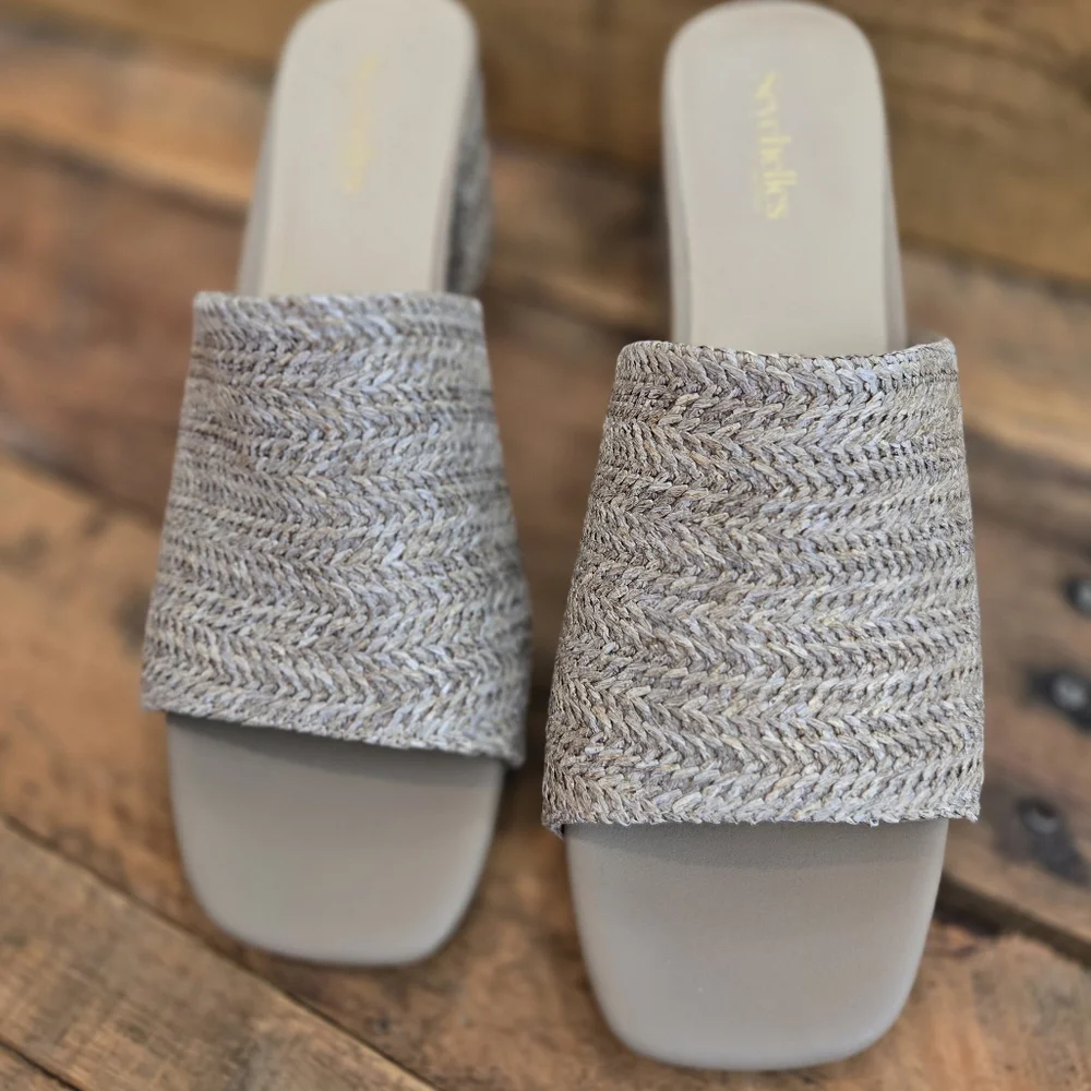 Seychelles Beige Woven Wicker Platform Sandals Sz 11 Slides Shoes